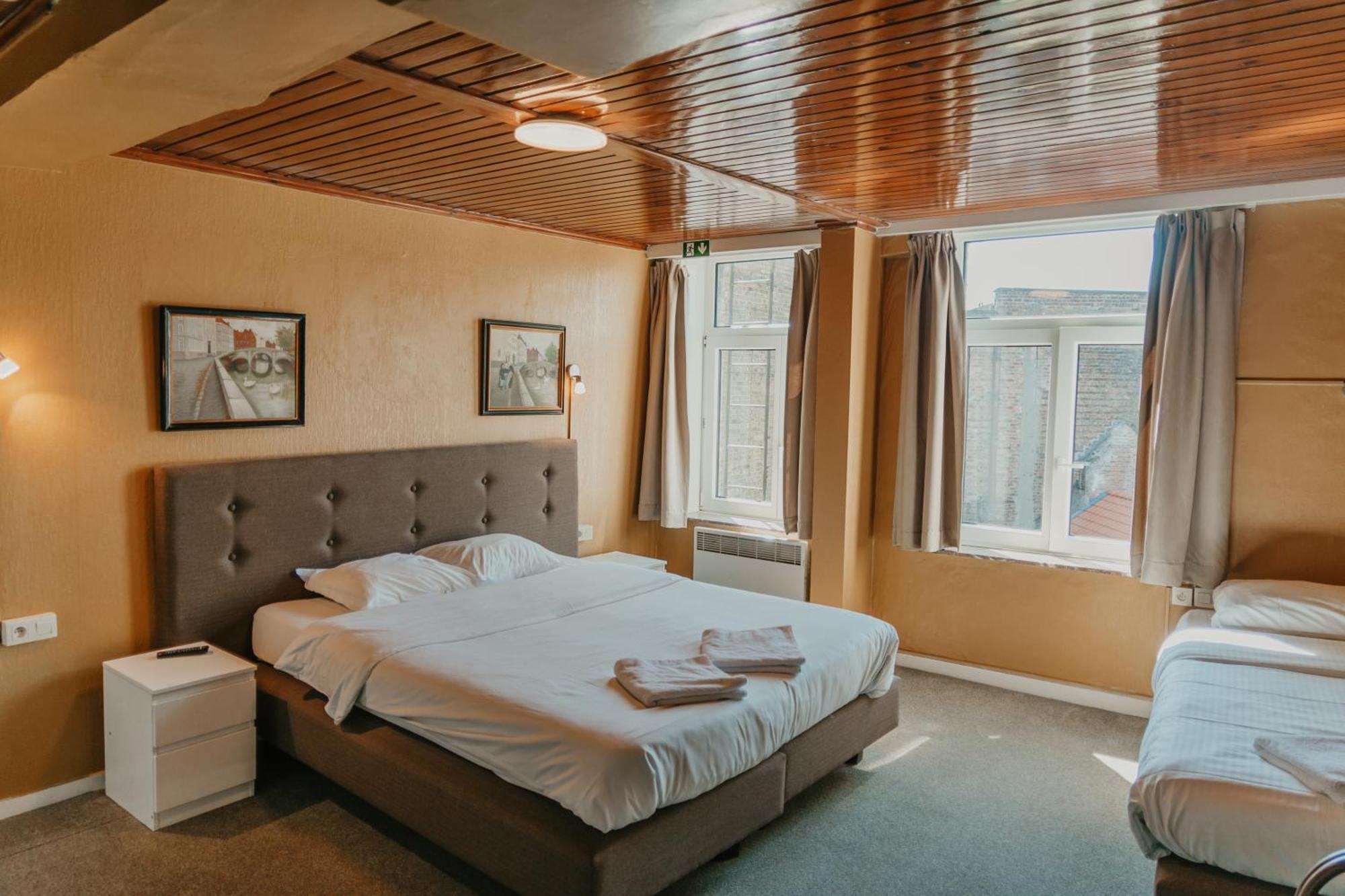 Hotel Cavalier Bruges Exterior photo