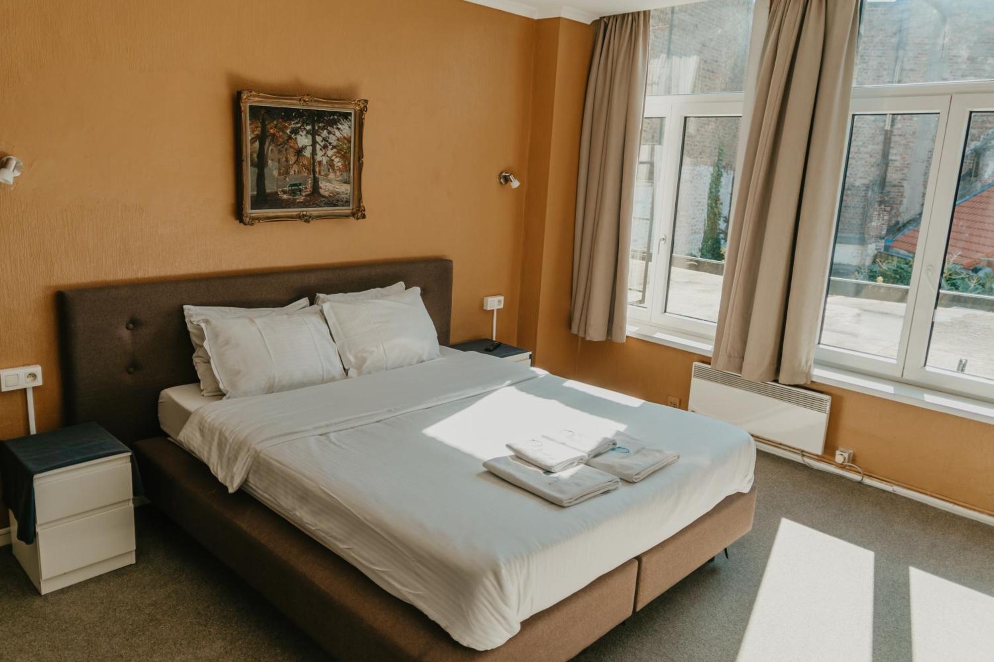 Hotel Cavalier Bruges Exterior photo